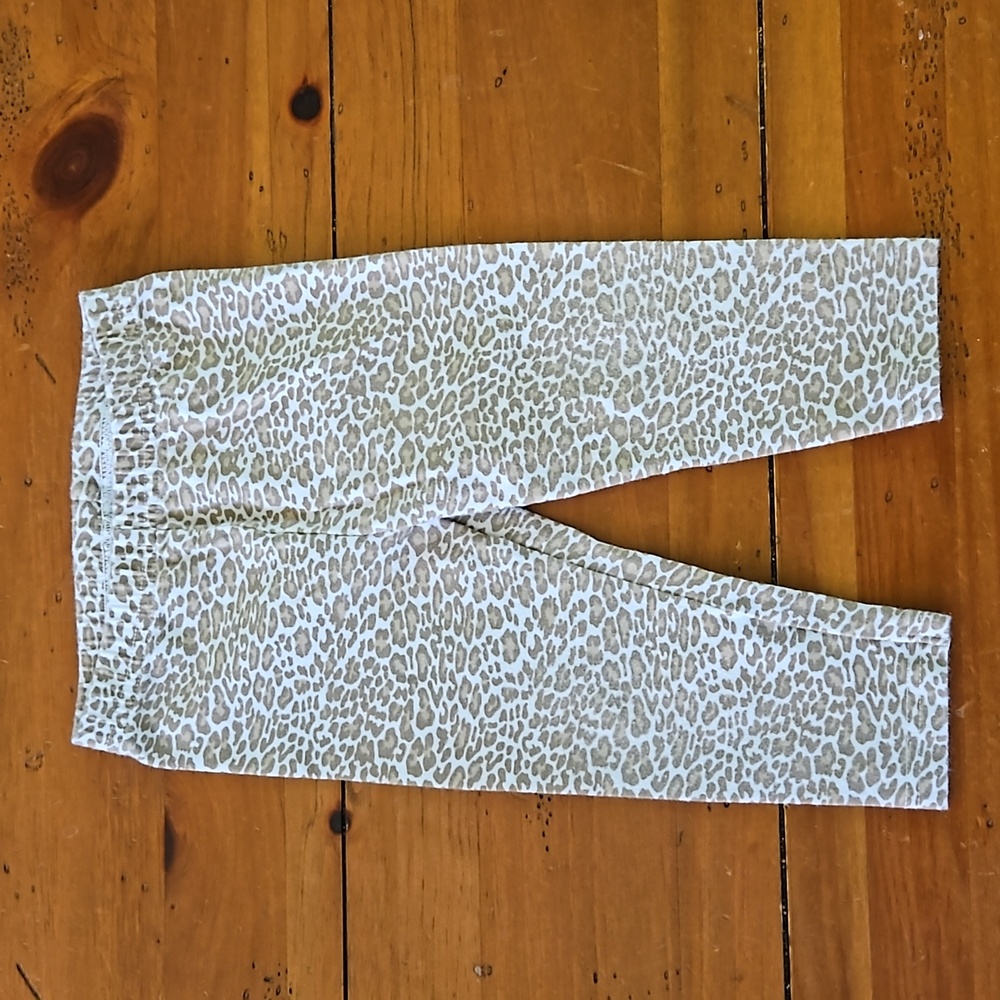3/$10 - Cheeta print baby leggings